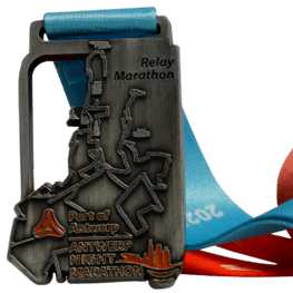 Night run medaille Antwerp Night Marathon