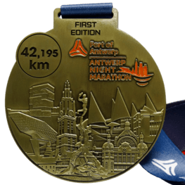 Night run medaille Antwerp Night Marathon
