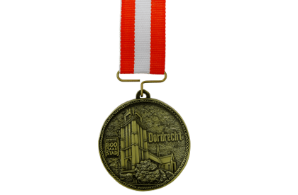 Medaille op de borst